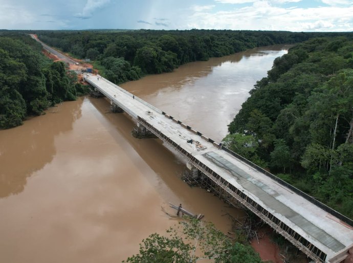 Governo de MT constrói 3 pontes sobre o Rio Teles Pires e abrirá novas rotas de trânsito