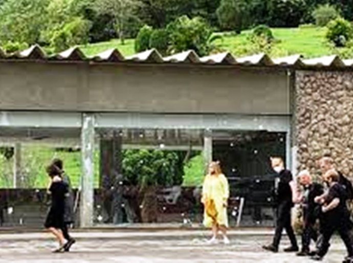 Corpo do jornalista britânico Dom Phillips é velado no Rio de Janeiro