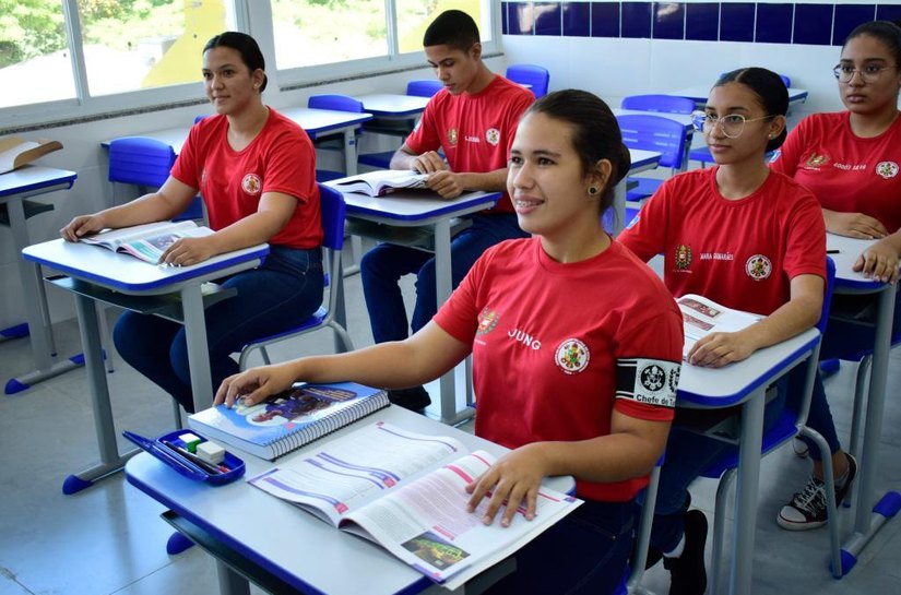 Seduc divulga resultado do seletivo para ingresso nas escolas estaduais militares; veja se seu nome está na lista