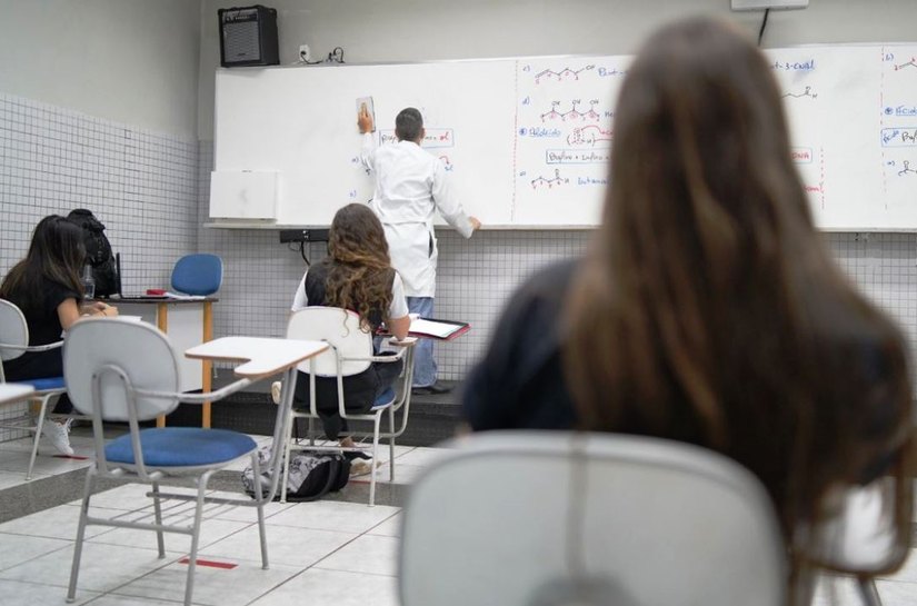 Dia do Professor: docentes contam como está sendo preparo para o Enem