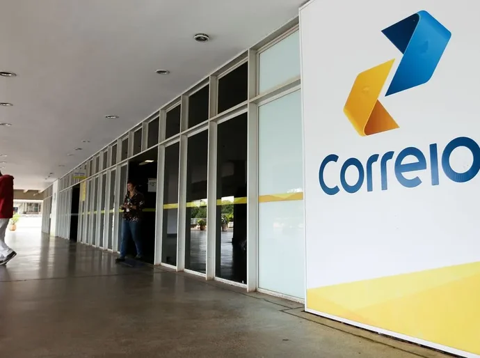Correios têm prejuízo de R$ 5,55 bilhões no 1º semestre
