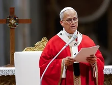 Papa Leão XIV revela nódulo no pulmão e diz que passará por cirurgia