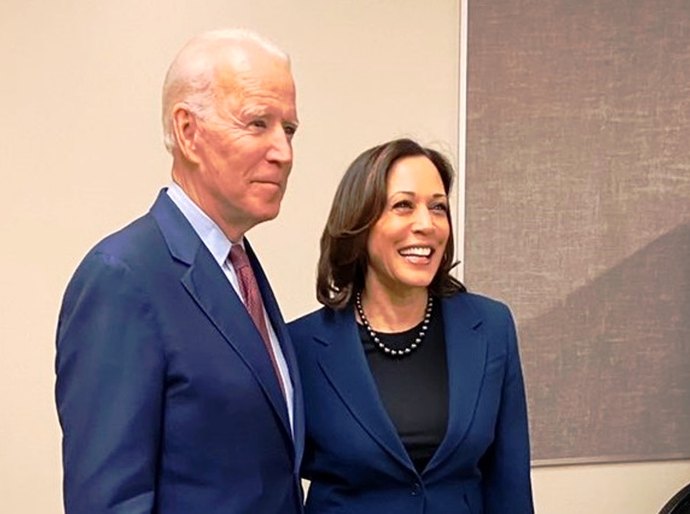 Joe Biden escolhe Kamala Harris para vice