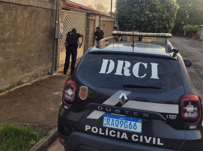 Polícia Civil desarticula esquema de divulgação ilegal de HQs asiáticas pela internet