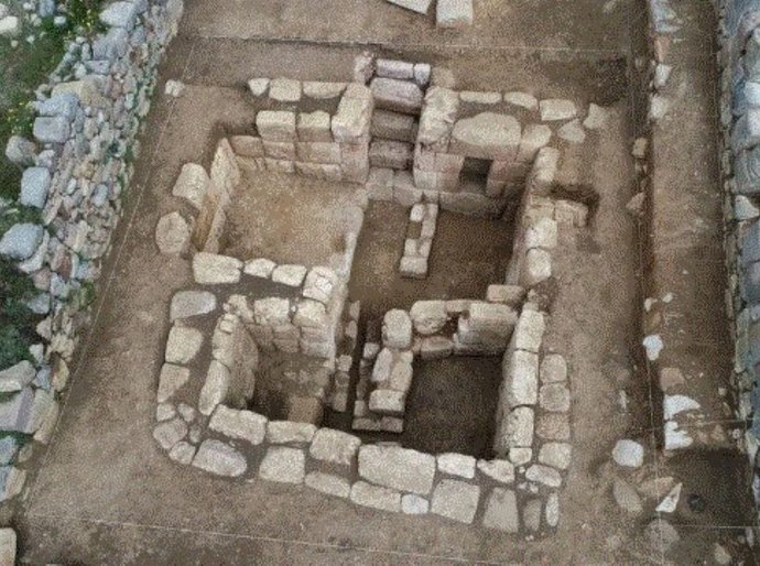 Banheiro de 500 anos do Império Inca é encontrado no Peru
