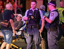 Atiradores matam 15 pessoas em atentado terrorista na Austrália; um suspeito é morto e outro, detido