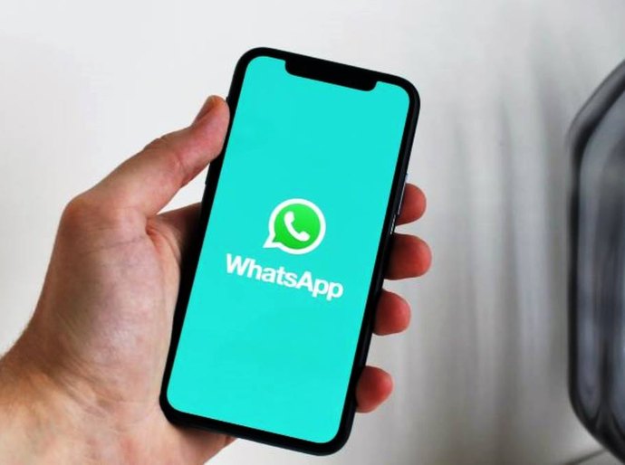 WhatsApp volta a funcionar após 7 horas fora do ar