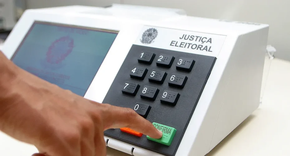 Candidatos a presidente e deputado federal estreiam hoje horário eleitoral