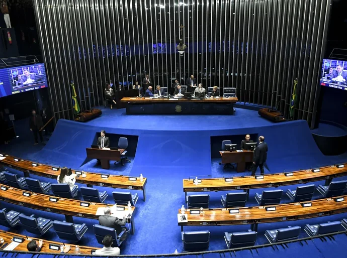 Senado deve votar hoje PEC de agentes da saúde com impacto de R$ 28 bilhões
