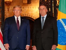 Trump diz que Brasil tenta fazer “execução política” com Bolsonaro