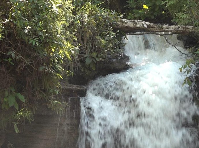 Fluxo de turistas aumenta em complexo com nove cachoeiras após Governo asfaltar MT-471
