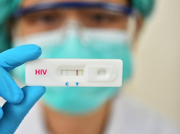 SES-MT alerta sobre importância da testagem rápida contra o HIV