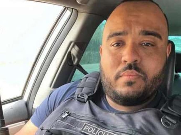 Policial civil reage a assalto, mata suspeito e morre em hospital