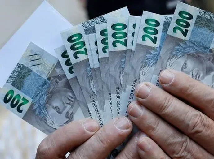 IR 2026: Receita pagará R$ 16 bi no maior lote de restituição da história