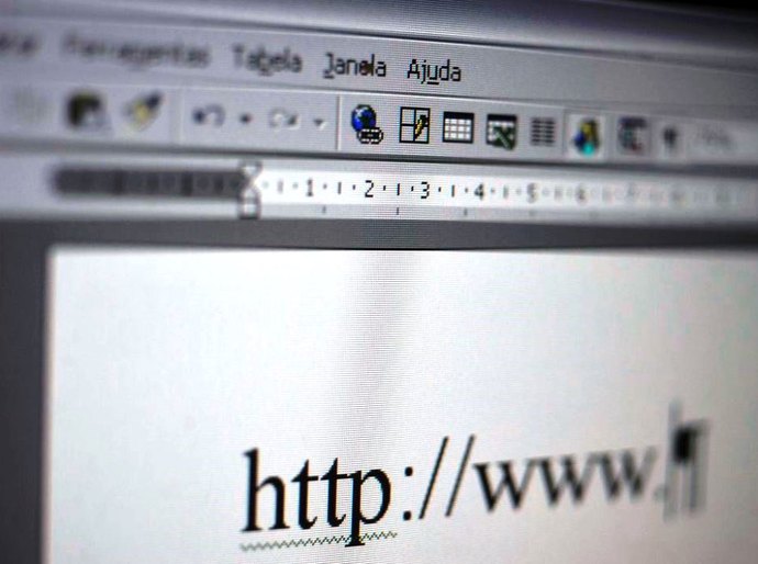 Educação Publicada medida provisória que cria o Programa Internet Brasil