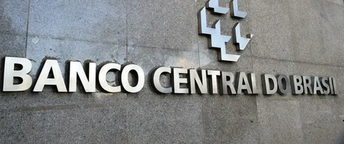 Mercado financeiro reduz previsão da inflação para 4,81%