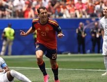 Sem sustos, Espanha vence a Áustria e avança às oitavas da Copa do Mundo