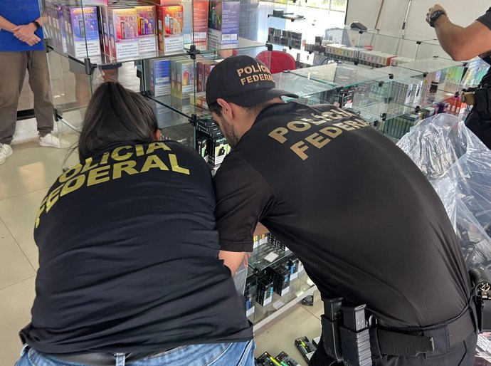 PF faz operação contra contrabvando e apreende 3 mil produtos em Cuiabá