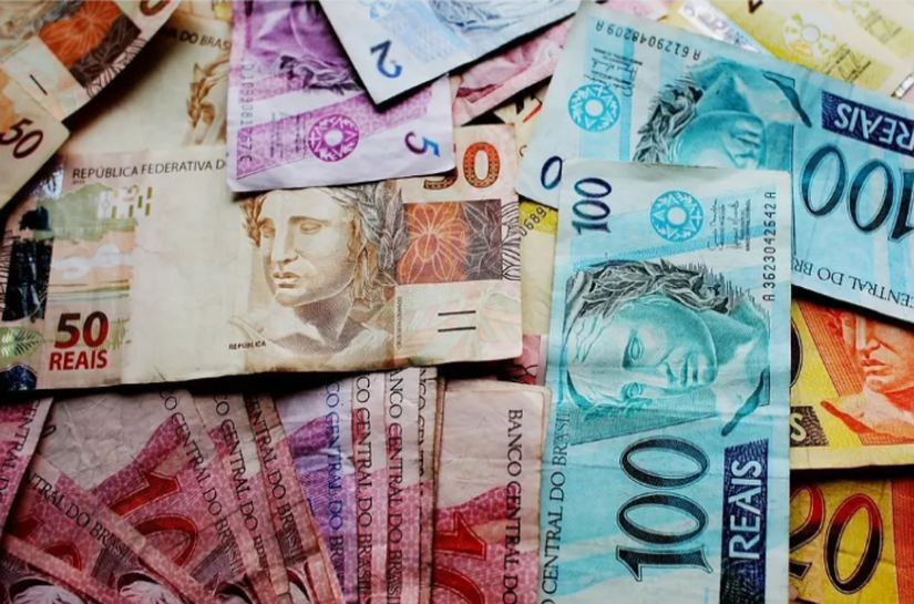 Governo anuncia congelamento de R$ 31,3 bi no orçamento e aumento no IOF