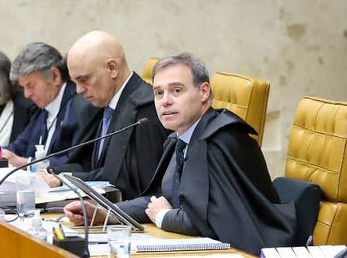 Fux vota e STF tem maioria para liberar pagamento de parte dos penduricalhos para juízes e MP