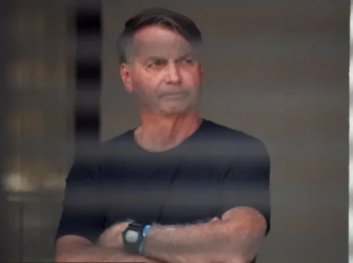 Cirurgia de Bolsonaro: três pontos sobre oitava cirurgia do ex-presidente desde facada