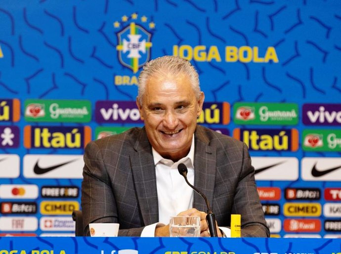 Com novidade, Tite convoca seleção para reta final das Eliminatórias