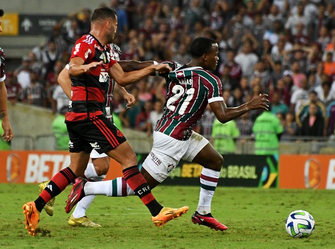 Flamengo empata com Fluminense e perde chance de subir na tabela