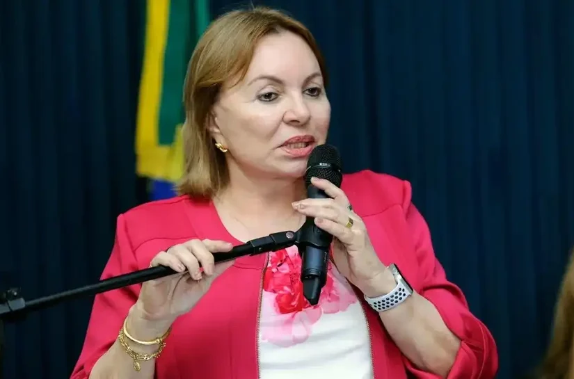 Deputada comprou apartamento de R$ 4 mi com desvios do INSS, diz Mendonça