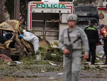 'Dia de morte': ataque a bomba em base militar e queda de helicóptero deixam pelo menos 18 mortos na Colômbia