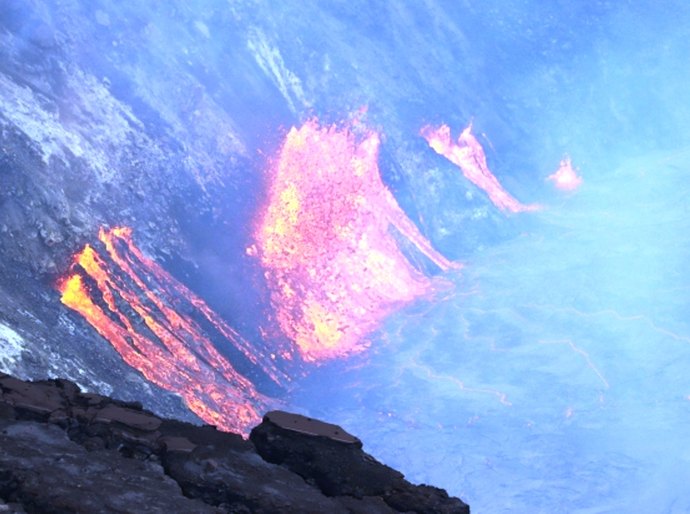 Vulcão Kilauea volta a entrar em erupção no Havaí