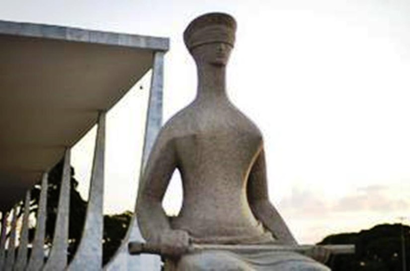 Supremo completa 130 anos convocado a garantir direitos e buscar autocontrole