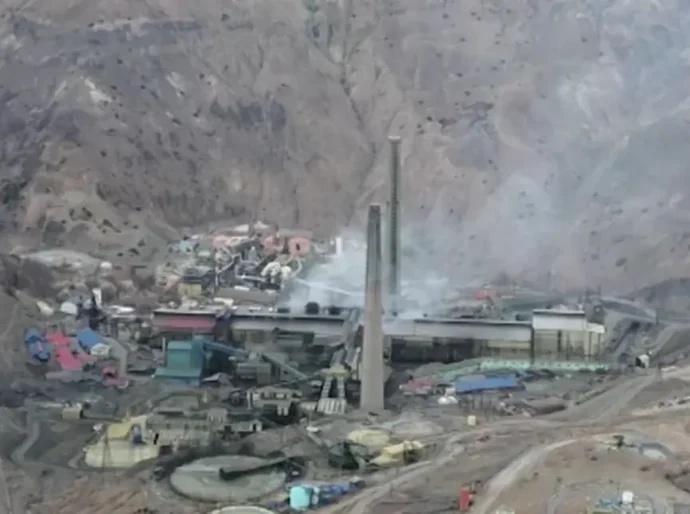 Terremoto deixa mineiros presos na maior mina de cobre do mundo no Chile