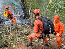 Helicóptero cai na região da Vista Chinesa, no Rio; quatro pessoas morrem