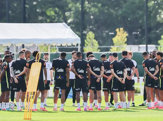 Brasil finaliza preparação para enfrentar Haiti na Copa do Mundo