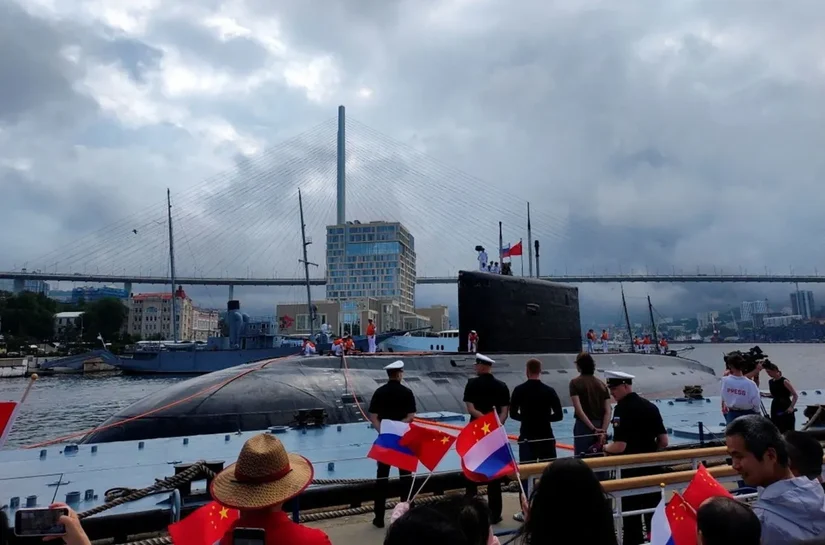 Submarinos russos e chineses fazem 1ª patrulha conjunta no Pacífico