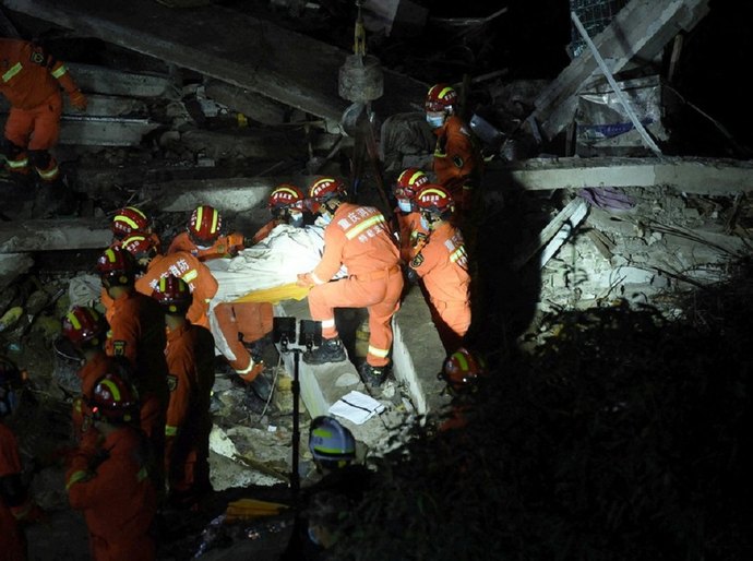 Explosão em Chongqing, na China, deixa mais de 15 mortos