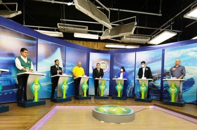 Em debate na TV, candidatos ‘caçam’ Emanuel Pinheiro e o chamam de corrupto