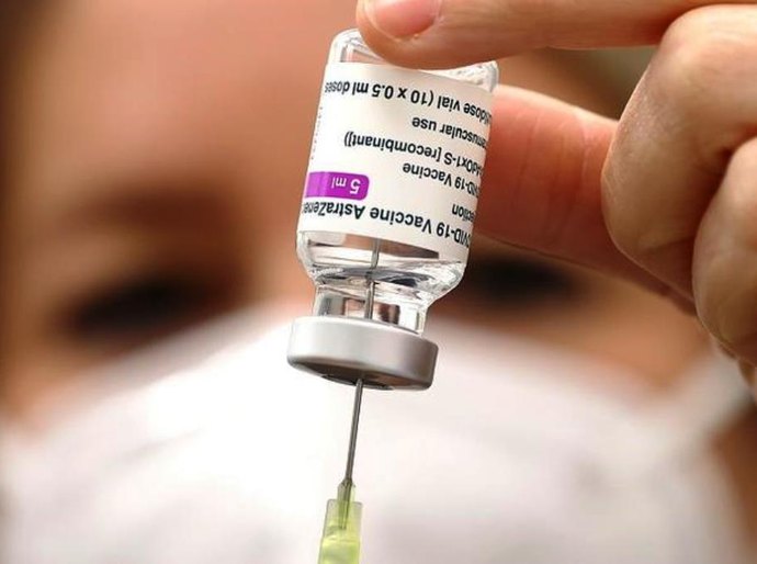 Fiocruz deve entregar 5,8 milhões de doses da vacina de Oxford nesta sexta,28