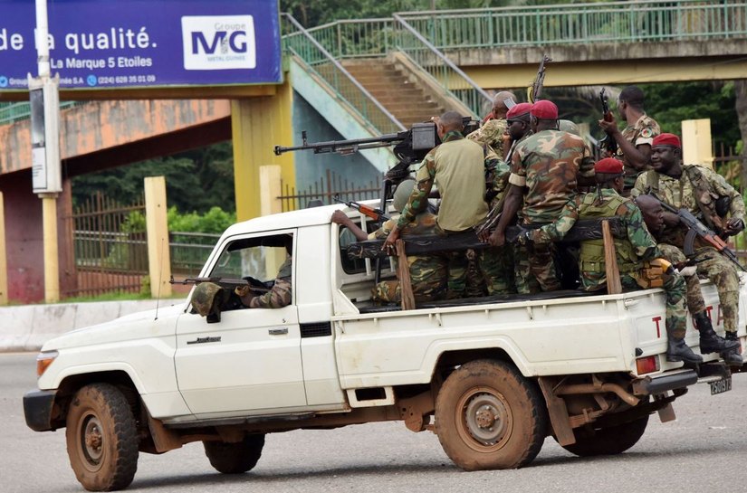 Grupo de militares protagoniza golpe de Estado na Guiné e detém o presidente