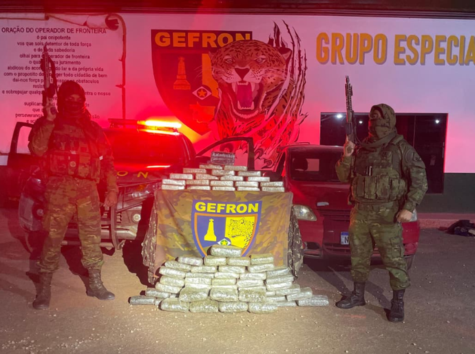 Gefron apreende 68 tabletes de entorpecentes e causa prejuízo de R$ 461 mil as facções criminosas