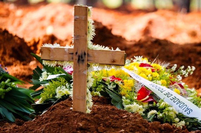 Casos e mortes por coronavírus no Brasil em 30 de agosto, segundo consórcio de veículos de imprensa