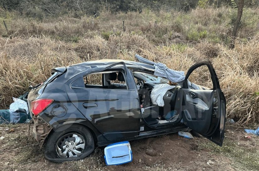 Capotamento brutal na BR-163 mata duas pessoas e deixa três em estado grave em Rondonópolis, MT