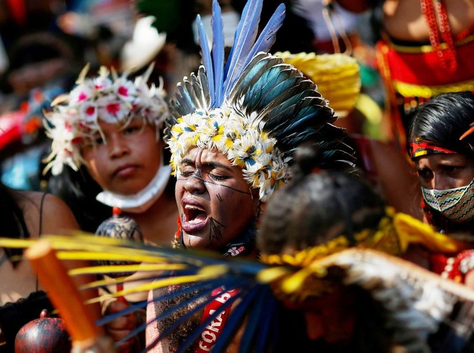 Terras de indígenas isolados estão prestes a perder proteção legal da Funai e a cair nas mãos de invasores