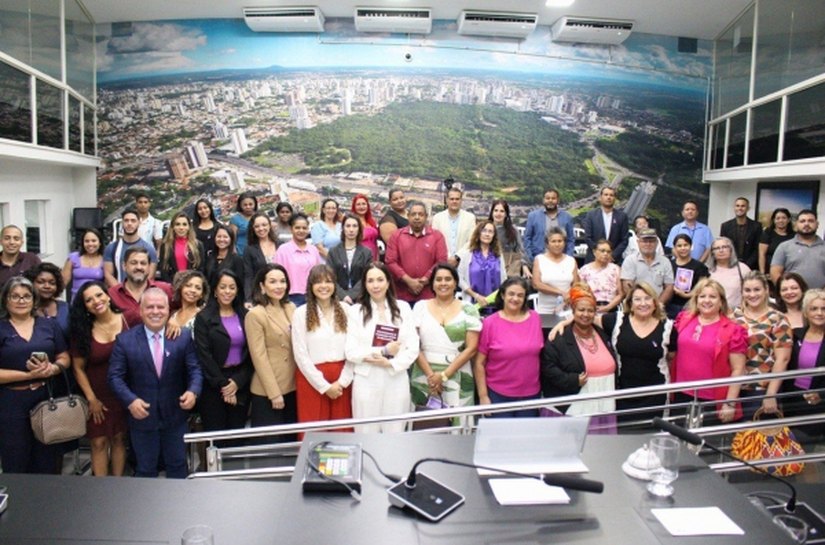 Chico propõe curso visando preparar servidores para o combate da violência contra a mulher