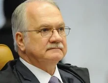 Crise no STF: Fachin quebra silêncio e Moraes acusa Mendonça de crime; entenda novos capítulos