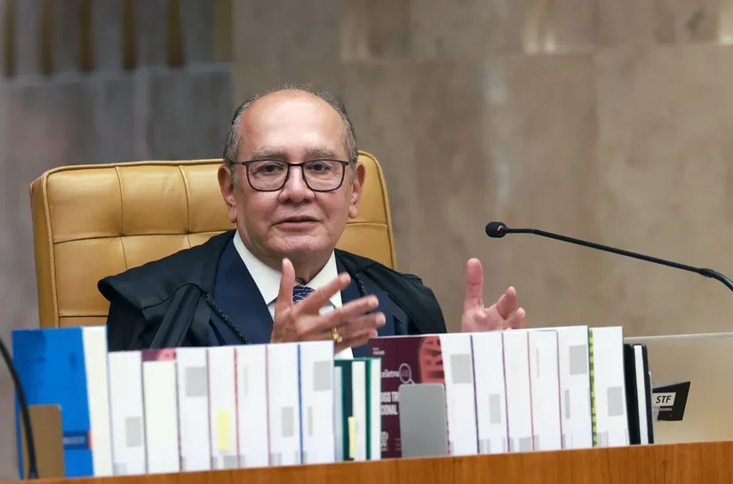 Gilmar Mendes nega pedido de prisão domiciliar para Bolsonaro