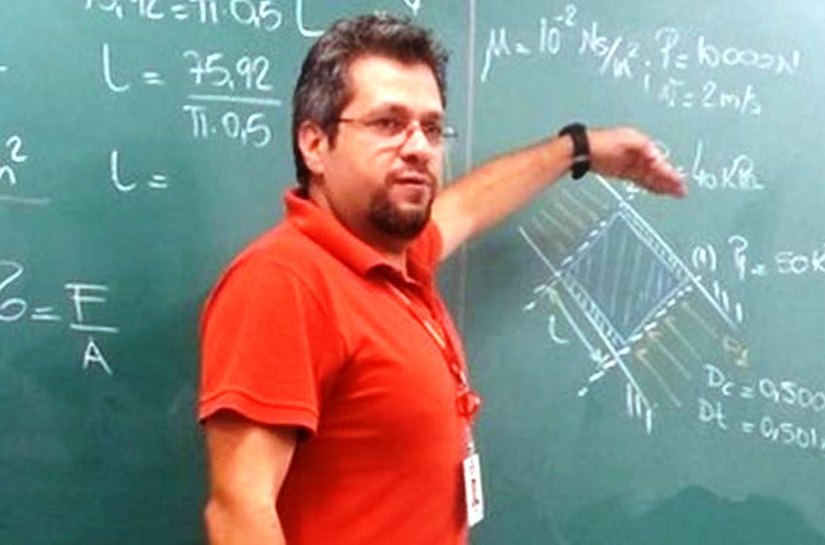 Aposta em ensino a distância gera demissão em massa de professores universitários