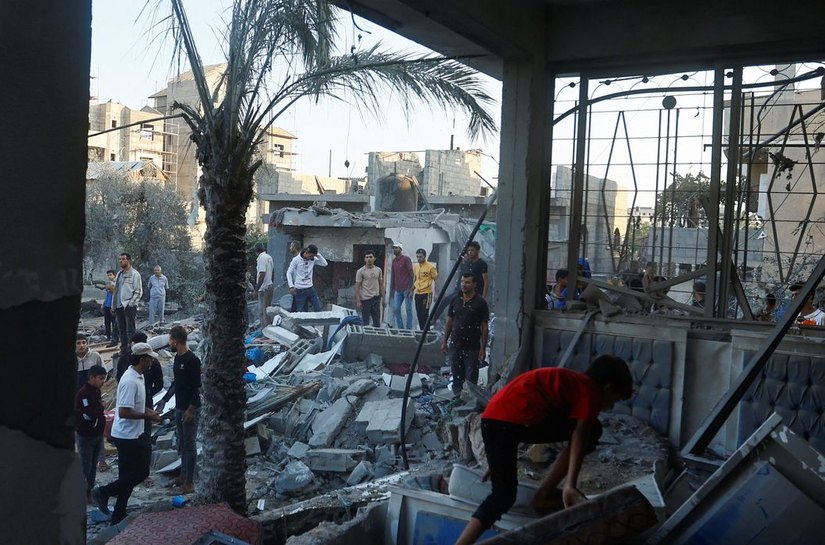 Bomba explode próximo a escola de Gaza onde estão 19 brasileiros