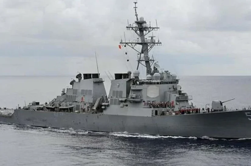 Governo Trump diz que vai usar 'toda a força' contra Maduro na Venezuela; EUA deslocam navios de guerra para a costa do país, dizem agências