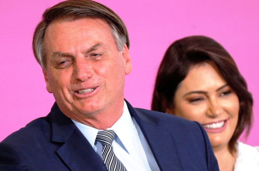 Queiroz fez 27 depósitos para Michelle Bolsonaro, a esposa do presidente, indica quebra de sigilo